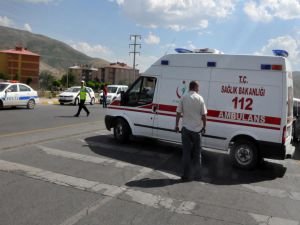 Bitlis’te trafik kazası: 2 ölü 3 yaralı