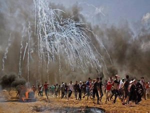 Gazze'de siyonist terörü: 52 Filistinli şehit oldu
