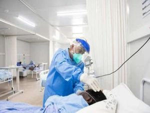Hollanda'da hastaneler Covid-19 hastalarına gerekli tedaviyi veremiyor