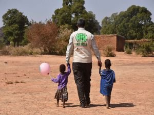 Umut Kervanı Vakfı'ndan Mali'deki muhtaçlara gıda yardımı