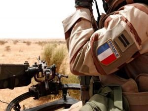 Mali'de askeri üsse saldırı: Fransız askerlerden biri öldü 9'u yaralandı