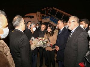 Tahran-Van uçak seferleri başladı
