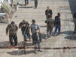 Filistinli esirler direnişte yeni adımlar atıyor