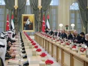 Cumhurbaşkanı Erdoğan, BAE Kasr El Vatan Sarayı'nda: 13 anlaşma imzalandı