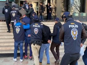 Van'da çeşitli suçlardan aranan 18 kişi tutuklandı