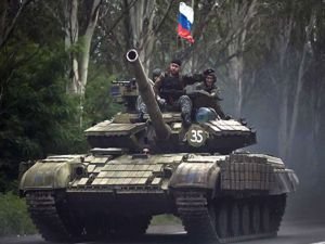 Rus tankları Luhansk bölgesinde sınırı geçti