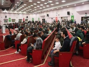 HÜDA PAR İstanbul İl Gençlik Kolları yoğun katılımla "Şehidler Gecesi" programı düzenledi