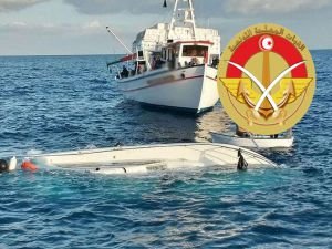 Tunus açıklarında göçmen teknesi battı: 9 ölü