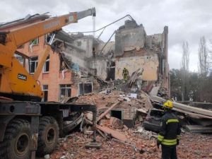 Makariv'deki Rus bombardımanında 13 kişi hayatını kaybetti