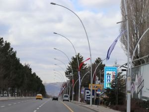 İşgalci terör rejiminin Ankara’da bayraklarının asılması tepki ile karşılandı