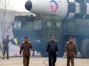 Kuzey Kore'den kıtalar arası füze denemesi