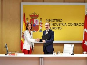 Bakan Muş İspanya Bakanı Maroto ile görüştü