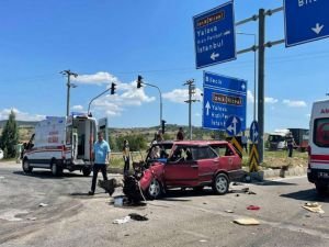 Bursa'da trafik kazası: 1 ölü, 2'si ağır 3 yaralı