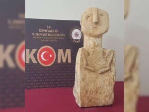 Mardin'den İzmir'e kaçırılan 11 bin 500 yıllık heykel ele geçirildi