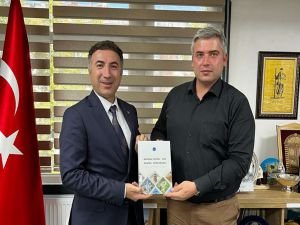 Rektör Demir Yunus Emre Enstitüsü Başkan Yardımcısı Yalçın’ı ziyaret etti