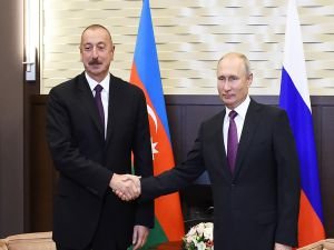 Putin ile Aliyev görüştü