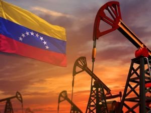 Venezuela petrolüne yönelik ABD yaptırımı kaldırıldı