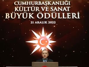 Cumhurbaşkanı Erdoğan: "Kültür hayatımızı çölleştiren ideolojik bağnazlığa da son verdik”