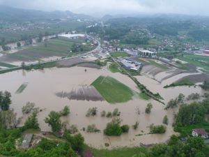 Bosna Hersek'te şiddetli yağışlar sele yol açtı
