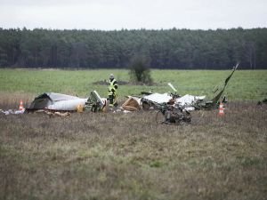 Almanya'da uçak kazası: 2 ölü