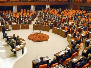 CHP'den istifa eden 10 vekil Gelecek Partisi'ne geçti