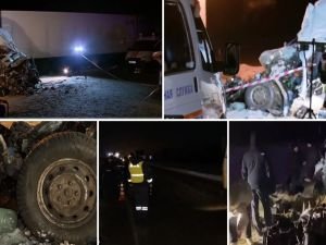 Rusya'da kamyona karşı şeride girdi: 12 yaralı