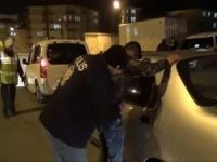Asayiş uygulamasında 5 şüpheli tutuklandı