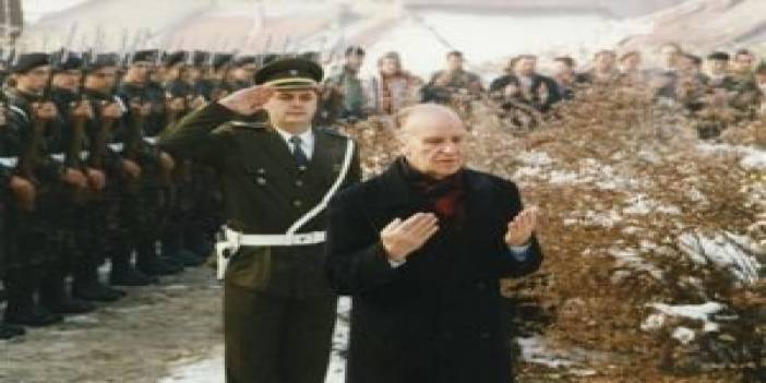 Aliya İzzetbegoviç, vefatının 16'ncı yılında rahmetle anılıyor