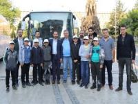 Uşak'tan Yetimler İçin Düzenlenen Eskişehir Gezisine Destek