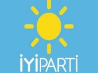 İYİ Parti kurucu üyeleri istifa etti