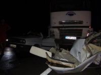 Kamyon otomobili ezdi: 1 yaralı