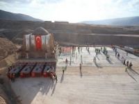 Hasankeyf’te üçüncü tarihi eser yeni yerine taşındı