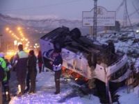 Gizli buzlanma kaza getirdi: 3 yaralı