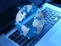 İnternet ve sosyal medya kullanıcılarını bekleyen tehlikeler