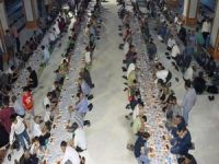 Mahalle sakinleri 20 yıldır iftarda bir araya geliyor