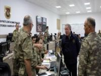 Hulusi Akar son durumu sahada inceledi