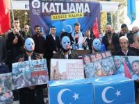 Doğu Türkistan'da yaşanan katliamlar İstanbul'da protesto edildi