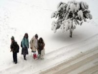 Bingöl ve Aksaray'da eğitime kar engeli