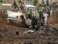 İçerisinde Nijerya Genelkurmay Başkanı'nın da olduğu uçak düştü: 13 ölü