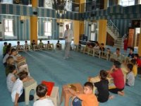 Camiler çocuk sesleriyle şenlendi