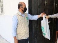 Umut Kervanı Gaziantep’te yüzlerce aileye kurban eti ulaştırdı