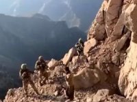 Mağarada saklanan 2 PKK'lı teslim oldu
