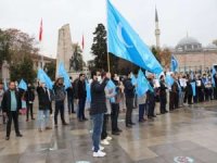 Doğu Türkistanlılardan INTERPOL seçimleri protestosu