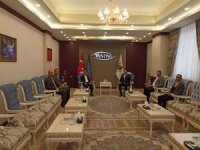 HÜDA PAR Genel Başkan Yardımcısı Yanaç'tan Van TSO' ya ziyaret