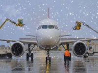 İstanbul'da olumsuz hava şartları nedeniyle uçuşlar iptal edildi