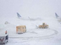 ABD'de kar fırtınası nedeniyle 4 binden fazla uçuş iptal edildi