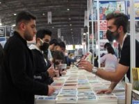 Adana'da 14'üncüsü düzenlenen kitap fuarına yoğun ilgi