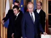 Zelenskiy, Putin'i müzakere masasına davet etti
