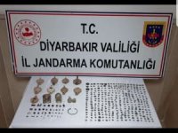 Diyarbakır'da tarihi eserleri satmaya çalışan 4 şüpheli yakalandı