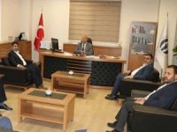 HÜDA PAR'dan Gaziantep Üniversitesi İlahiyat Fakültesi Dekanı Akbaş'a ziyaret